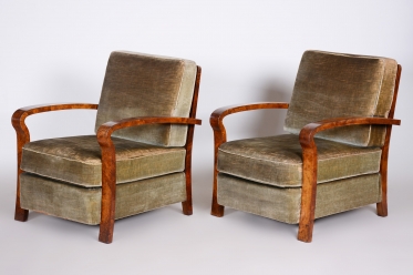 2338 Pair of armchairs