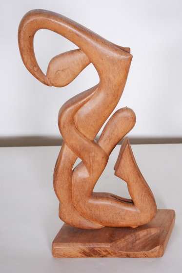 2483 Wood sculpture