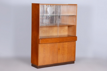 3401 Display cabinet