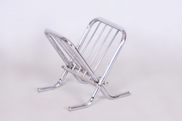 3461 P11 - Stojan na noviny