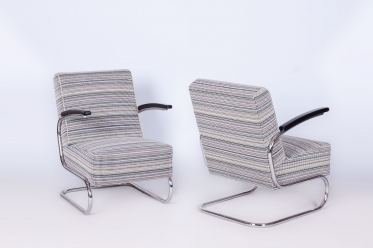 3593 Pair of armchairs