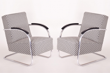 4113 N - Pár křesel