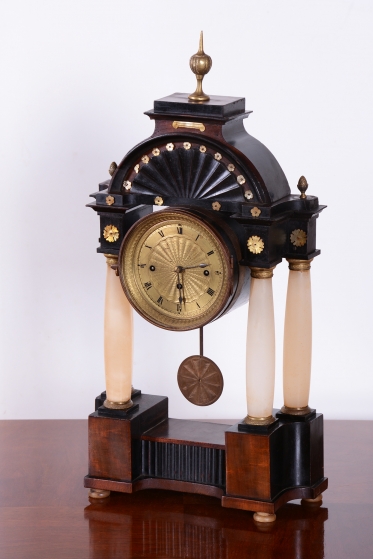 4160 H1/H42 - Portálové čtyřsloupové hodiny