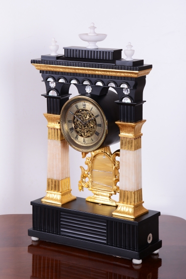 4183 H1/H65 - Portálové hodiny se skeletovým ciferníkem