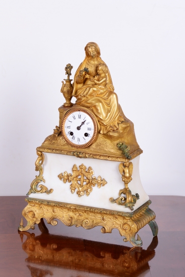 4204 H1/H86 - Francouzské figurální hodiny