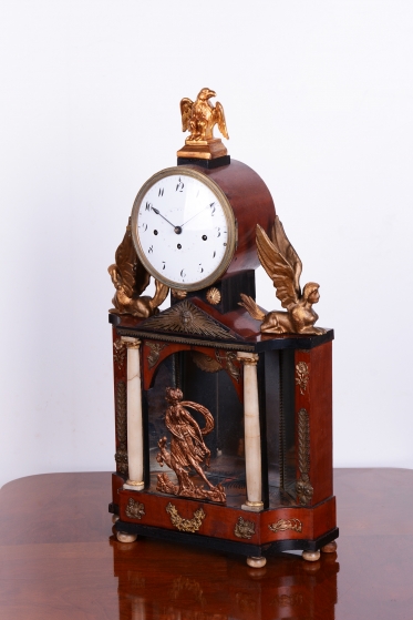 4270 H1/H147 - Portálové dvousloupové hodiny