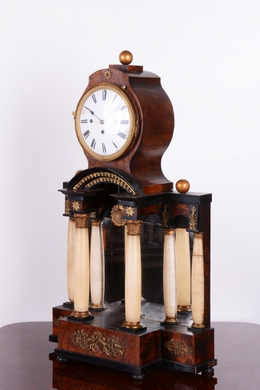 4282 H1/H159 - Portálové sedmisloupové hodiny