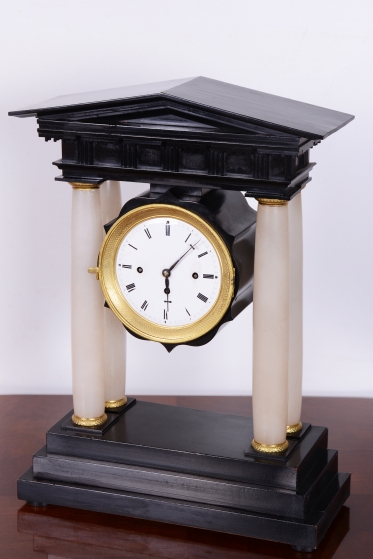 4334 H1/H211 - Portálové čtyřsloupové hodiny