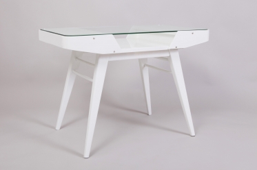 743 Designový stolek