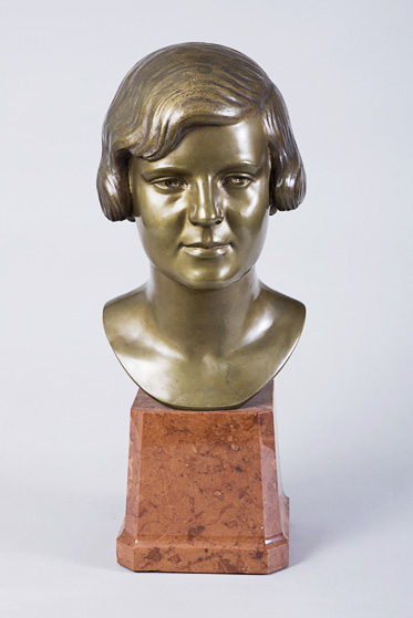 850 Bronze bust