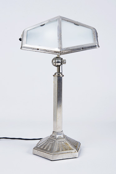 860 Stolní lampa Pirouett